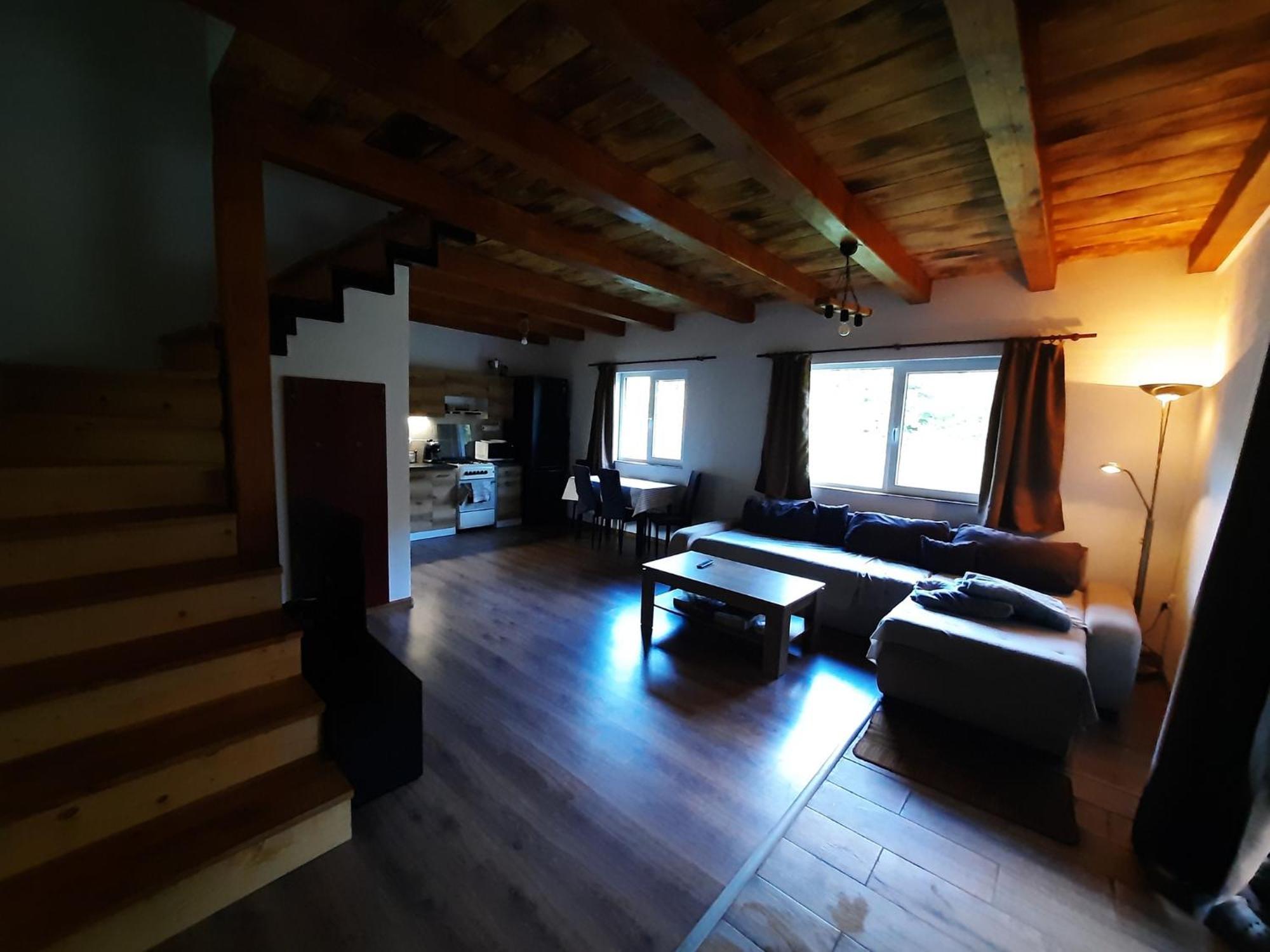 Mountain Cozy Home Sub Cetate Εξωτερικό φωτογραφία